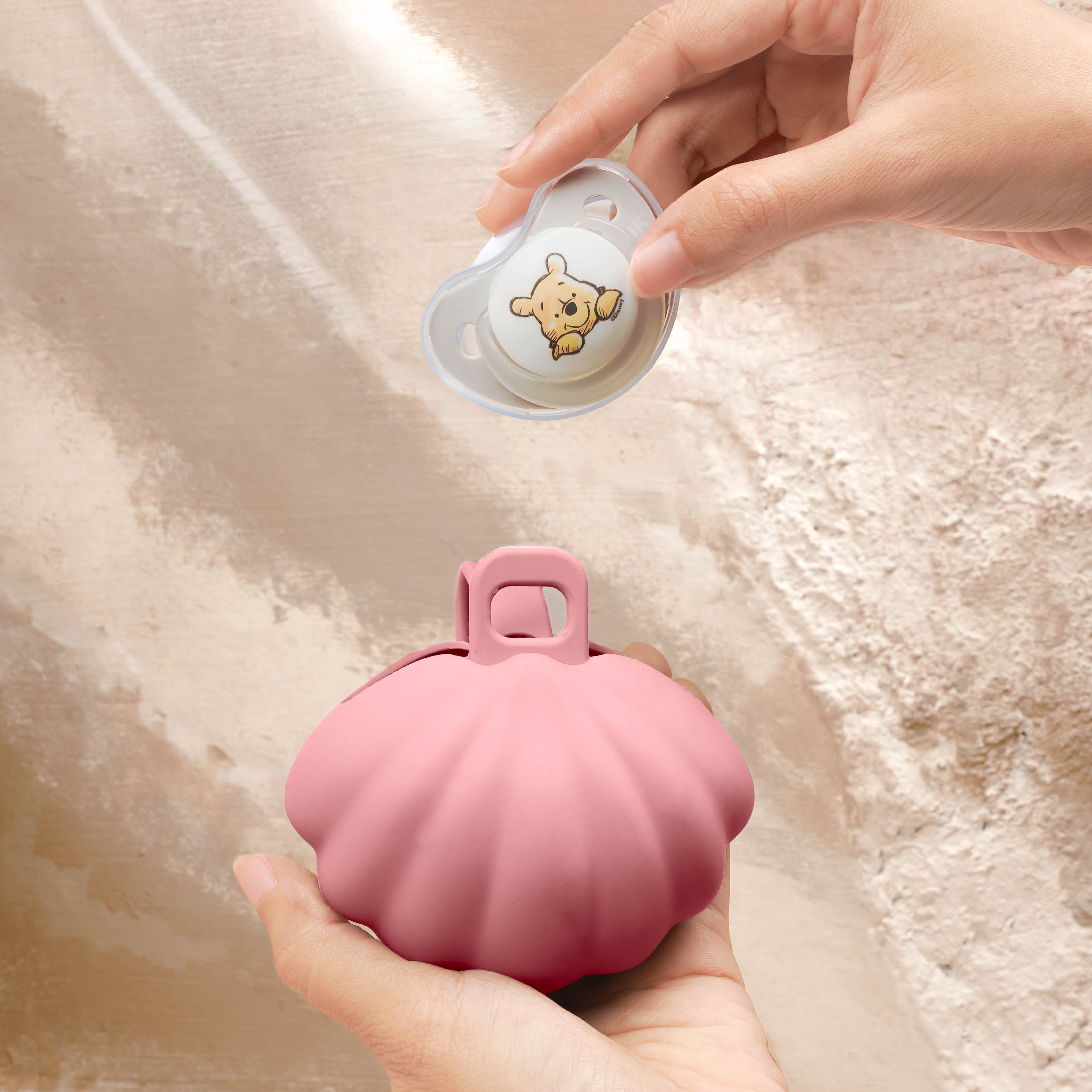 Scallop Nest Charm